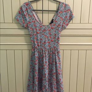 Cute open back floral dress