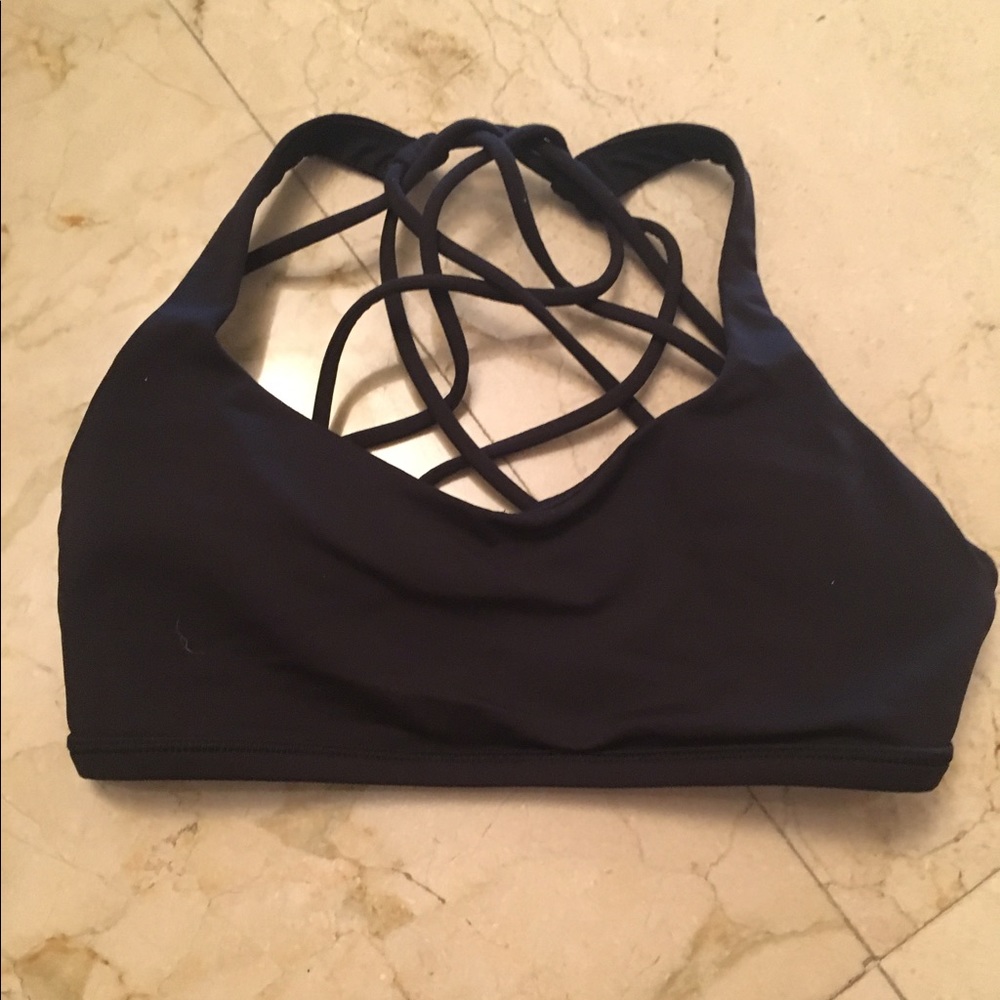 Lululemon sports bra