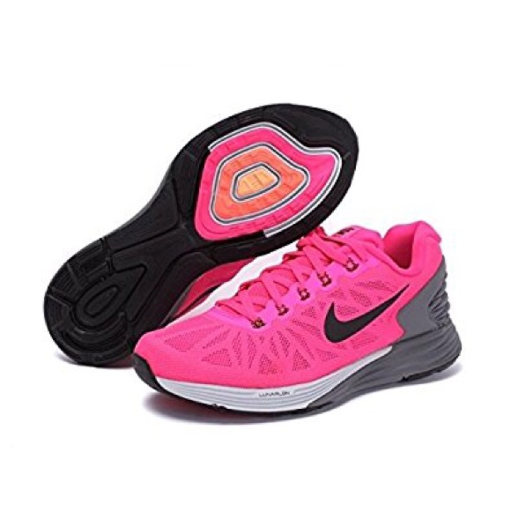Lightly worn Nike Luna glide sneakers in hot pink