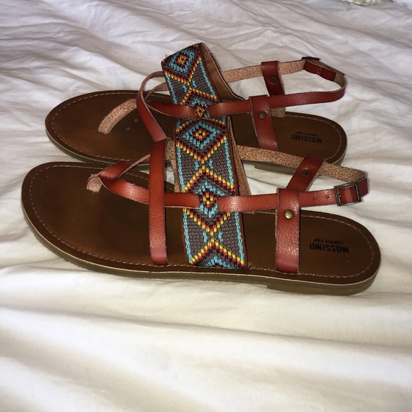 Sandals - Picture 2 of 2