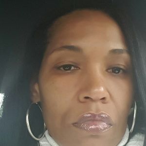 Meet your Posher, Candice