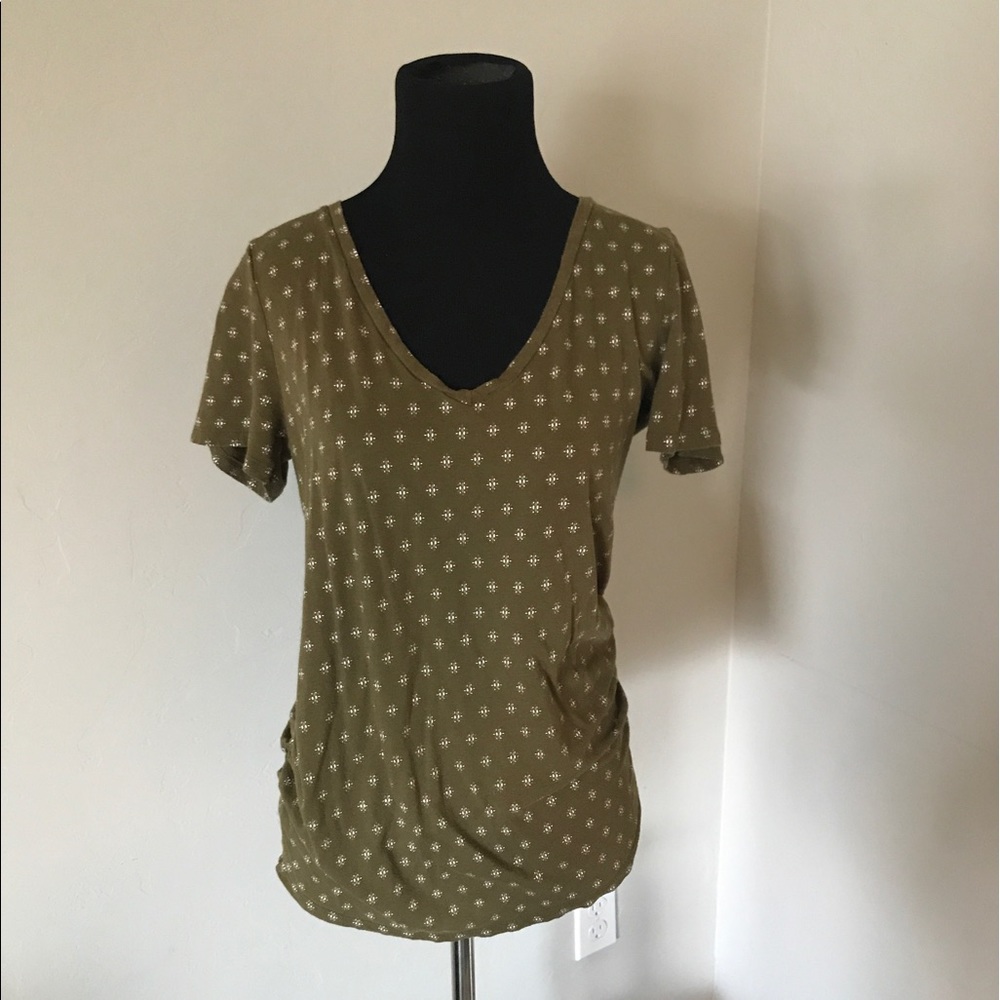 Old Navy Maternity t-shirt