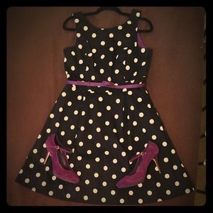 Classic dress with POCKETS