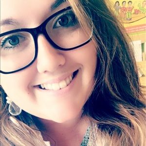 Meet your Posher, Renee