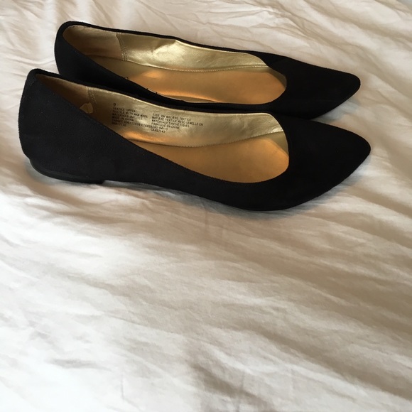 Pointed flats - Picture 2 of 3