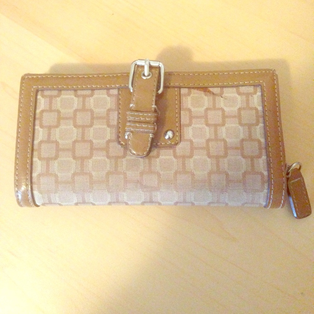 Nine West Wallet