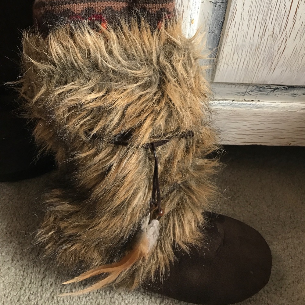 Mukluks sleeper boot
