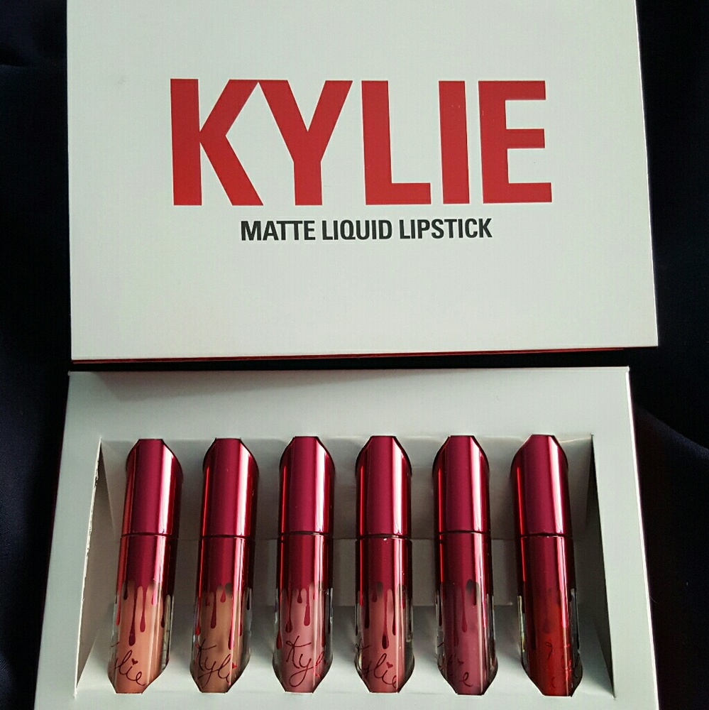 Kylie cosmetic valentine day liquid lipsticks