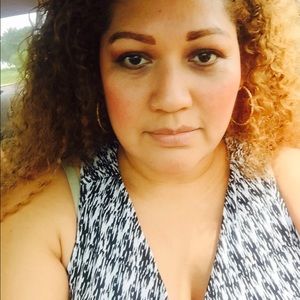 Meet your Posher, Juana