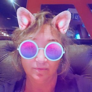 Meet your Posher, Ronelle