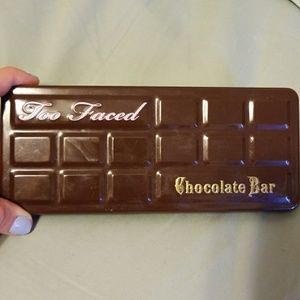 Too faced chocolate bar palette