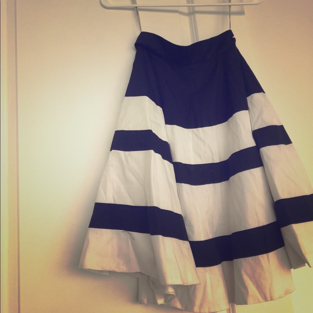 Karen Millen ruffle skirt