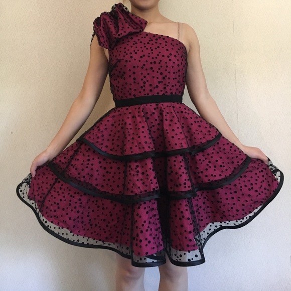 Cute pink dress with black polka dots - Picture 3 of 4