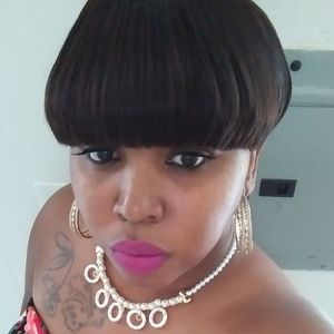 Meet your Posher, Aisha