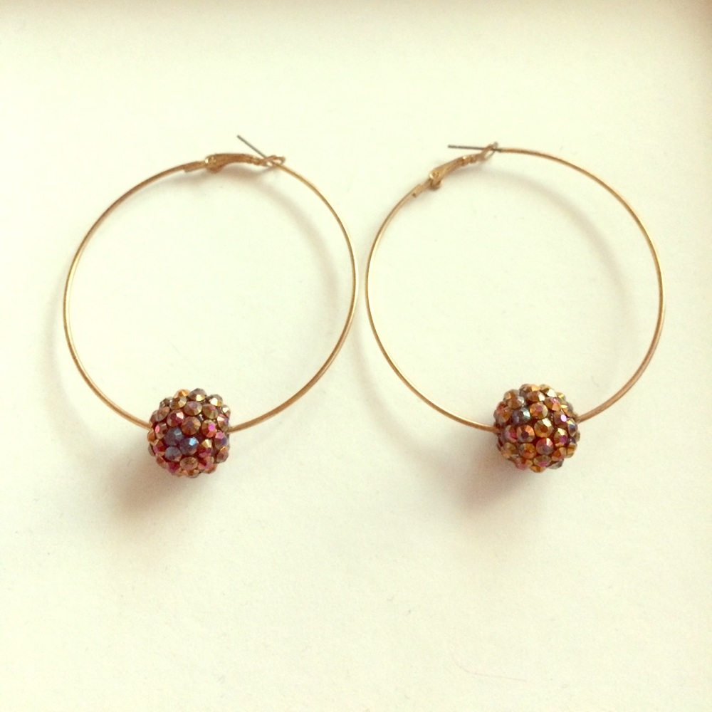 🆕 Funky Hoop Earrings with Chunky Beads
