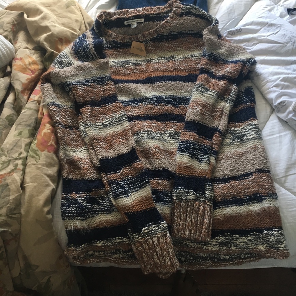 American eagle multicolored sweater
