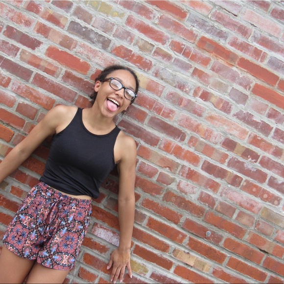 Meet your Posher, Tateana - Picture 2 of 2