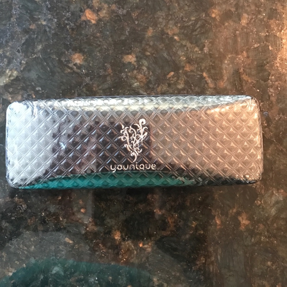 Brand new Younique 3D Fiber Lash