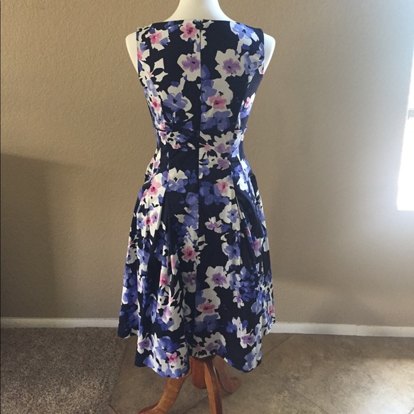 Ralph Lauren dress - Picture 2 of 4