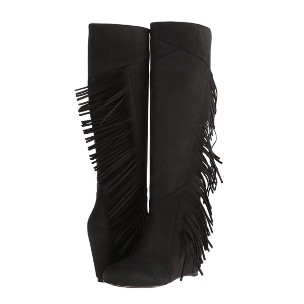 💖SOLD💖  Koolaburra Paradis Fringe boot size 8