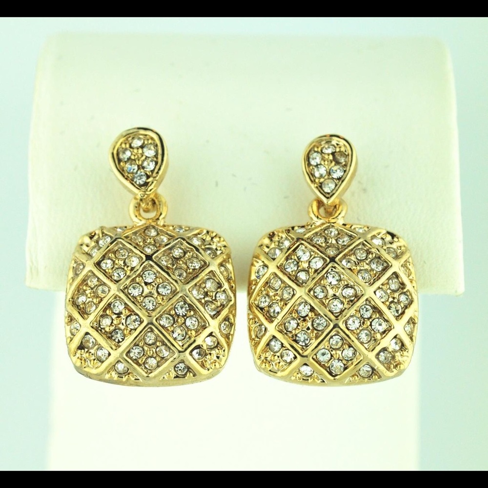 Gold and crystal designer-like earrings