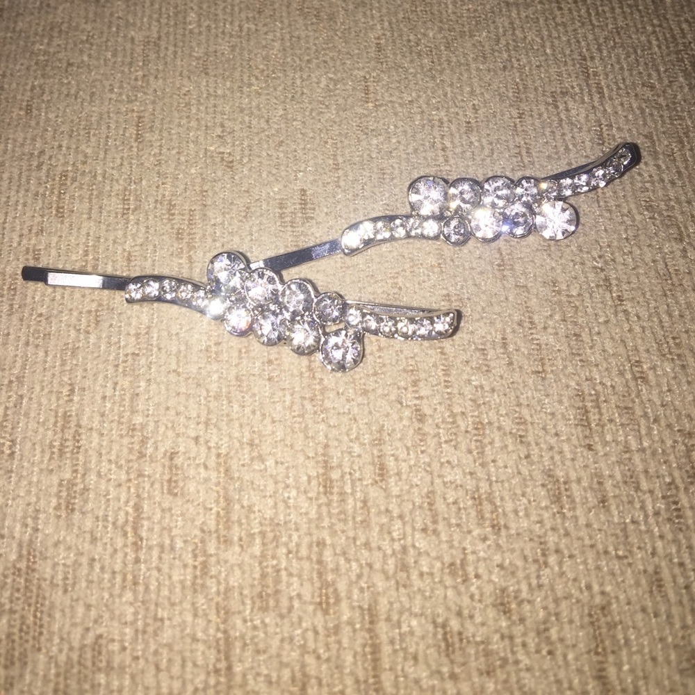 Silver Jeweled Hair 'Bobby Pins'