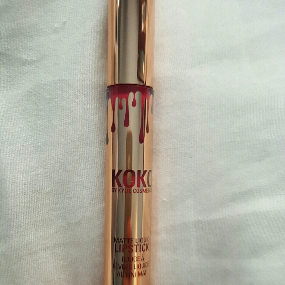 Kylie cosmetic liquid lipstick in OKURRR