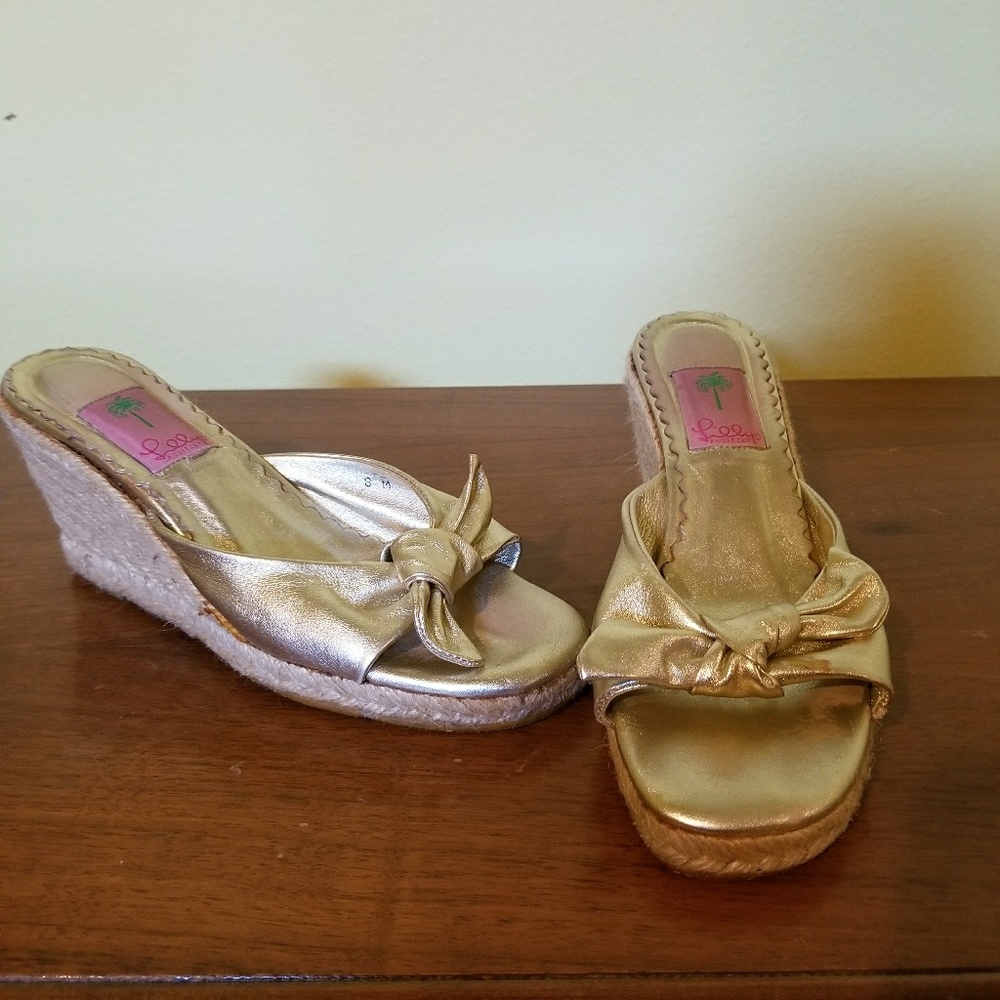 Lilly Pulitzer gold wedge