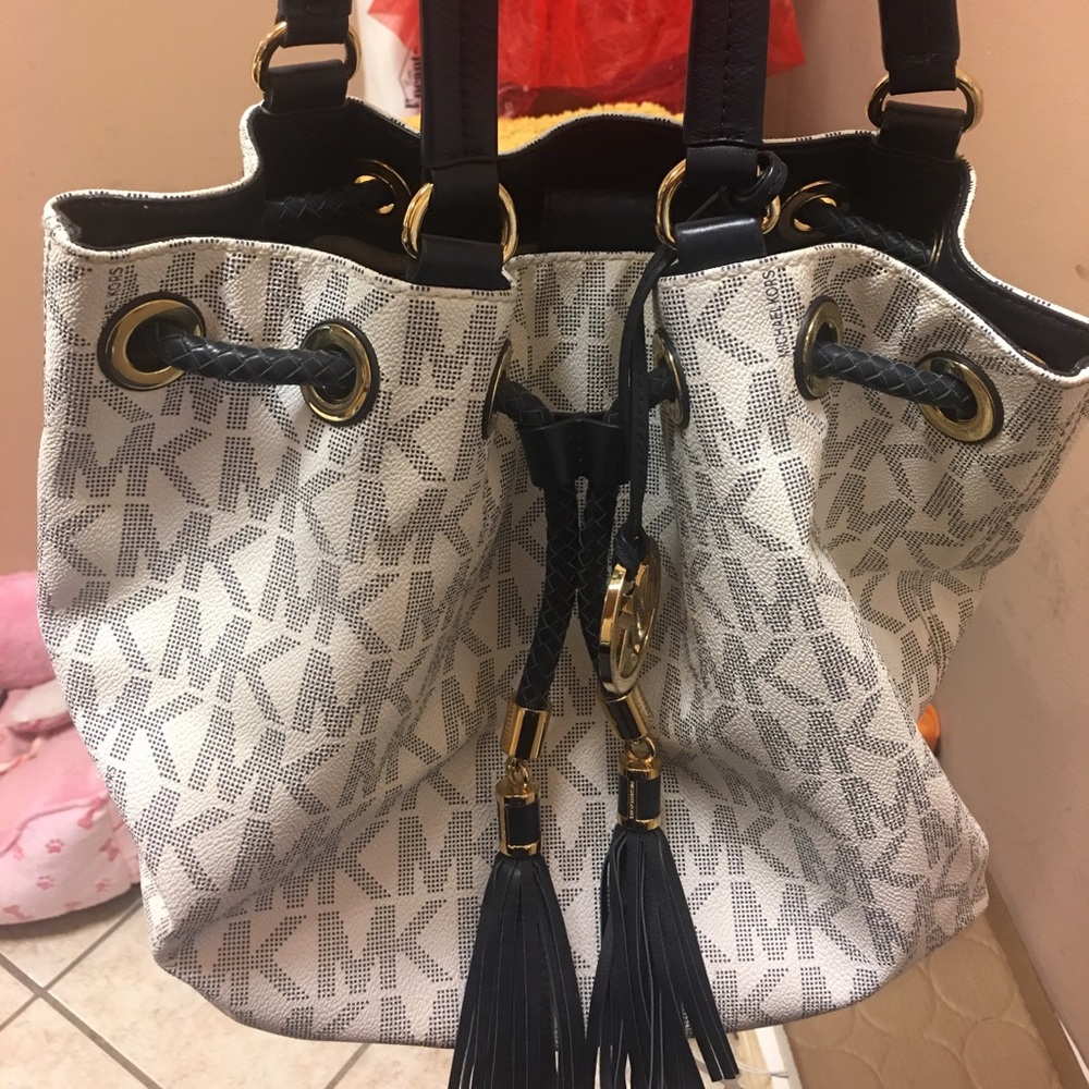 Authentic MK PURSE AND WALLET