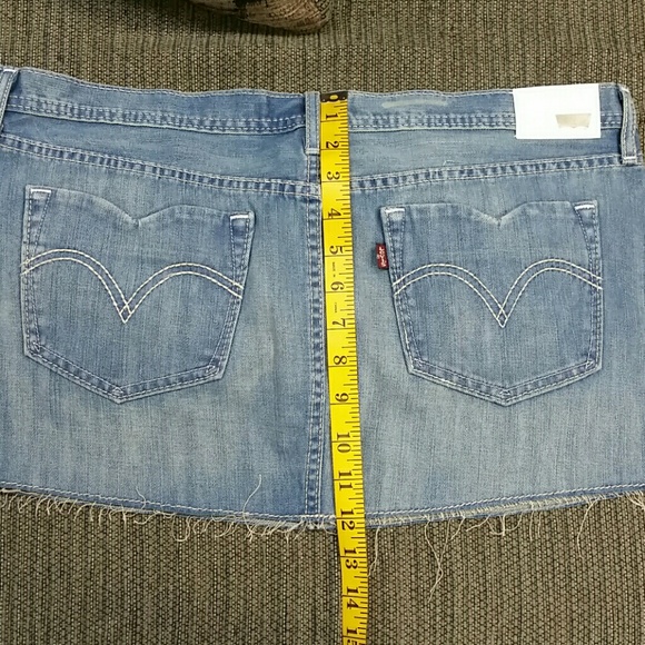 Denim levis skirt - Picture 4 of 4