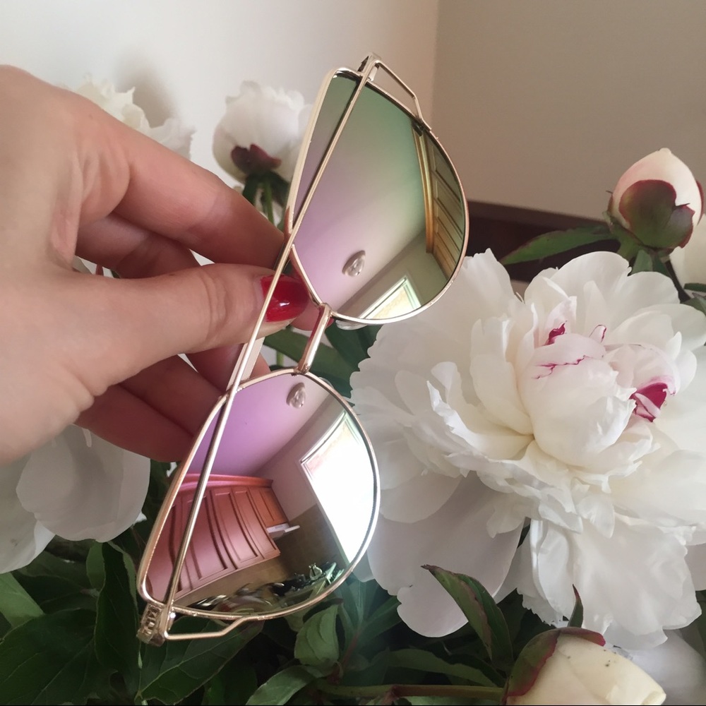 💕CAT EYE ROSE GOLD SUNGLASSES💕 - Picture 5 of 6