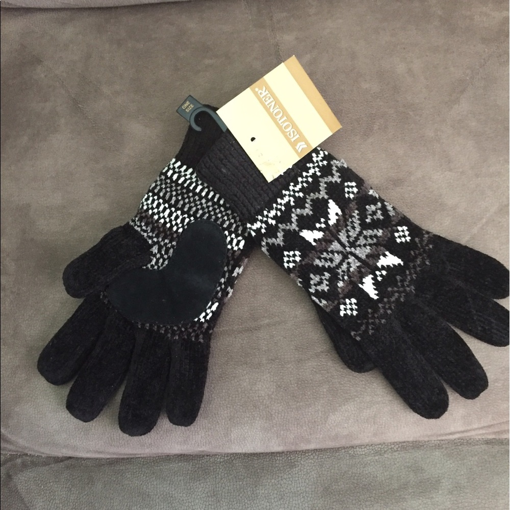 NWT Women's Isotoner gloves