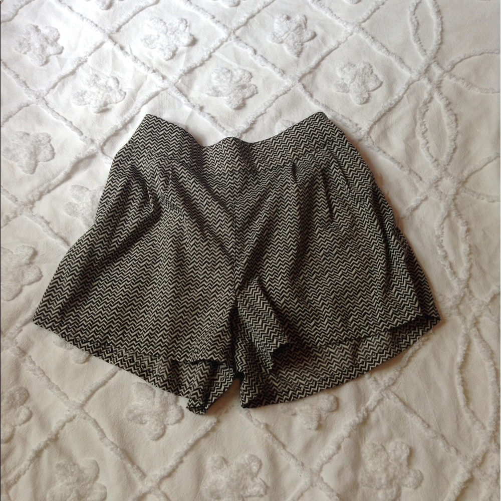 AEO silky chevron shorts