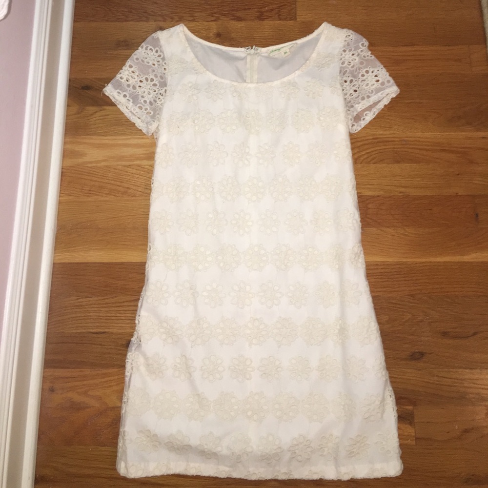 Lace dress