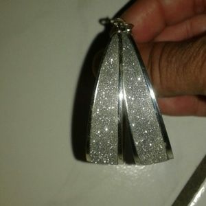 New sparkling silvertone hoop earrings