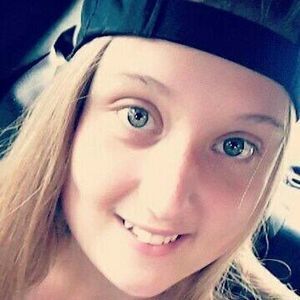 Meet your Posher, Teshara