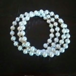 Pearl bracelet