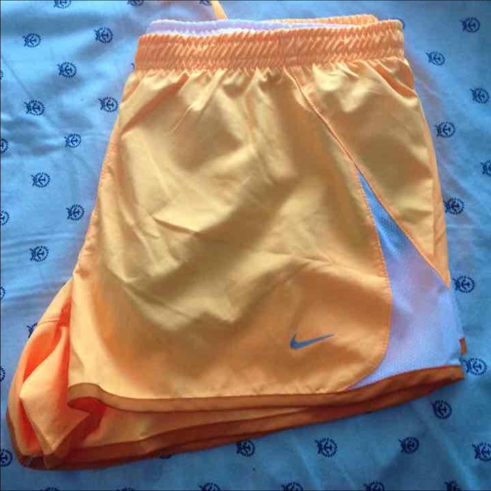 NWT Nike shorts