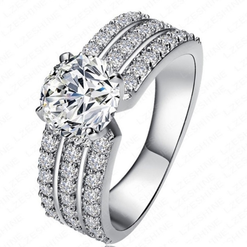 Stunning fashion ring! - Picture 2 of 5