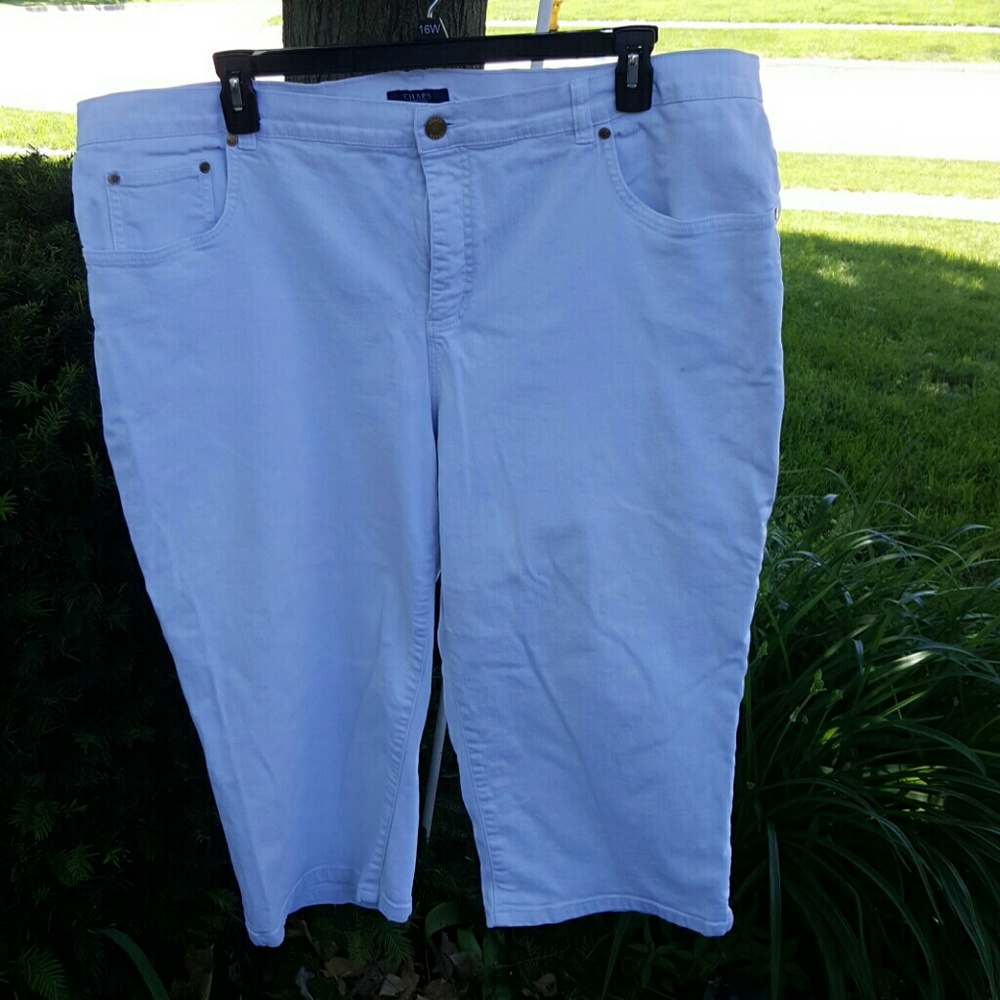 White capris by chaps