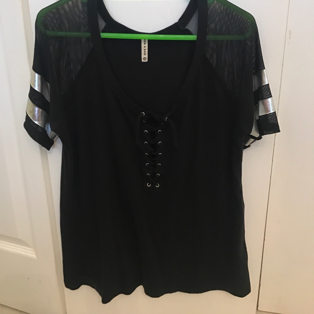 LF Lace up tshirt