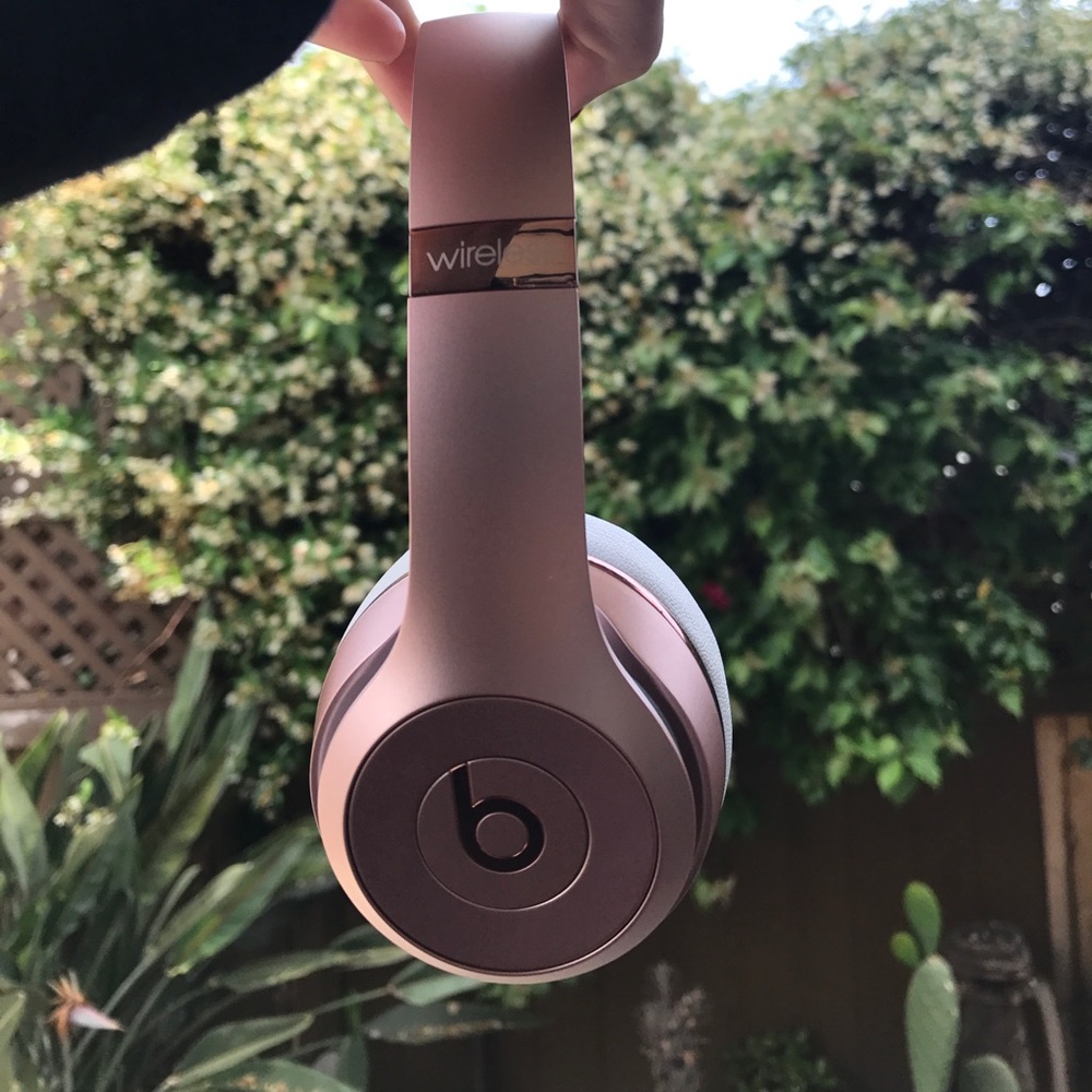 Beats solo 3 wireless