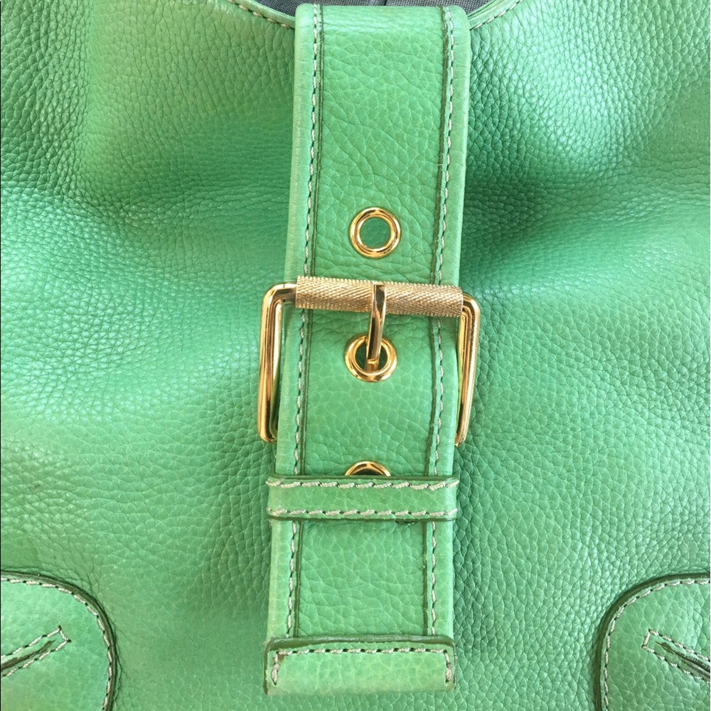 Gorgeous pebbled leather bag! Michael Kors