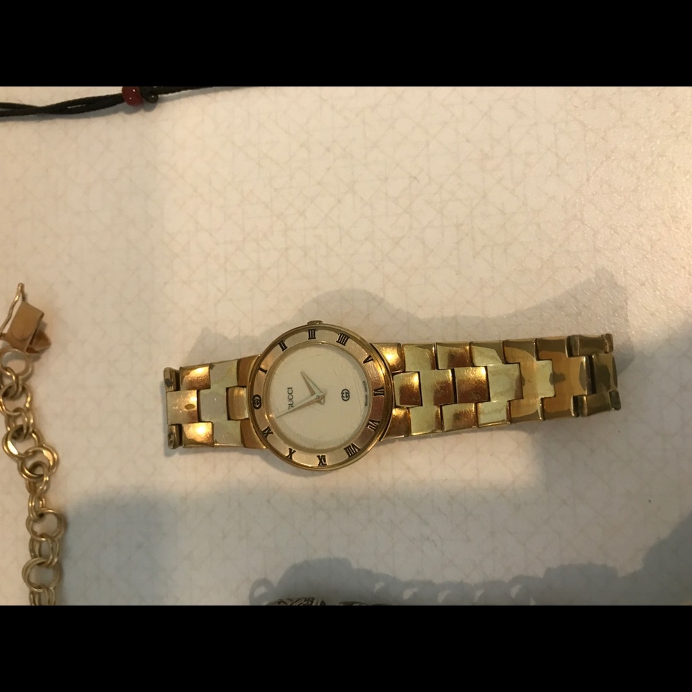 Gucci Gold Watch