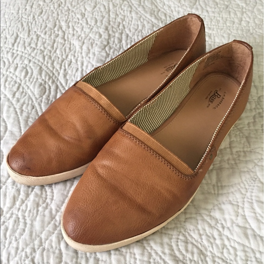 Bass leather slip on sneaker