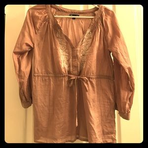 Blouse size MEDIUM.
