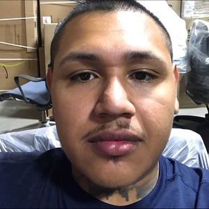 Meet your Posher, Johnny