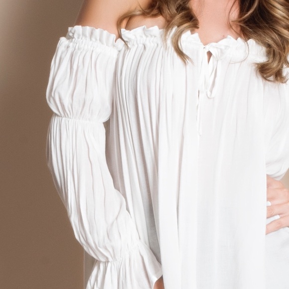 Off Shoulder Peasant Top - Picture 4 of 4