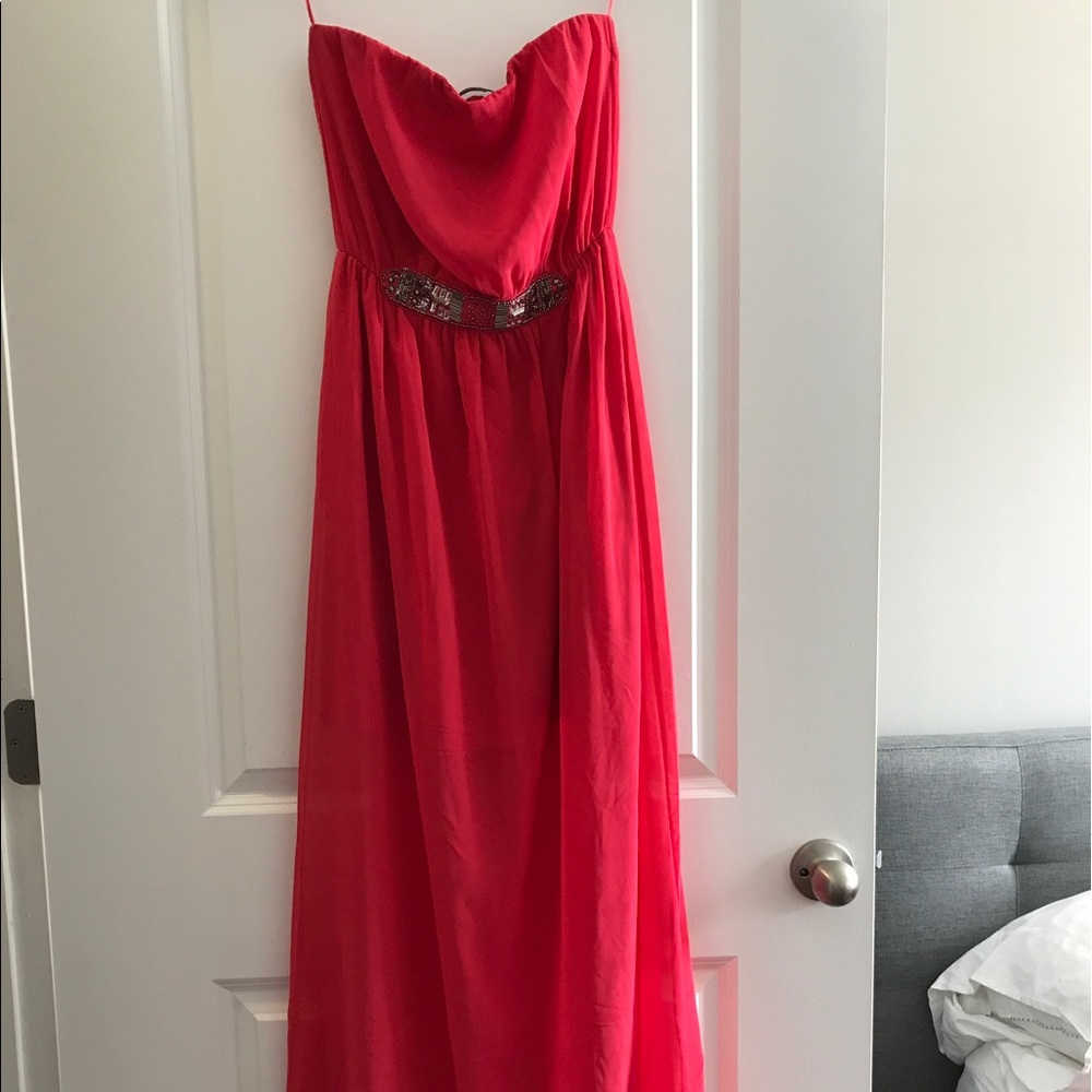 Strapless long dress