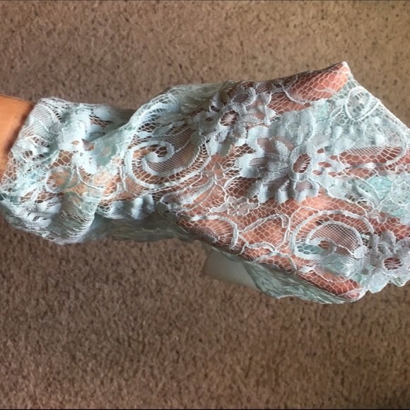 Loose elegant blue see through blouse - Picture 3 of 3